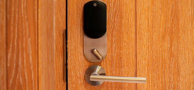 Automatic Locking Door Knob Los Alamitos